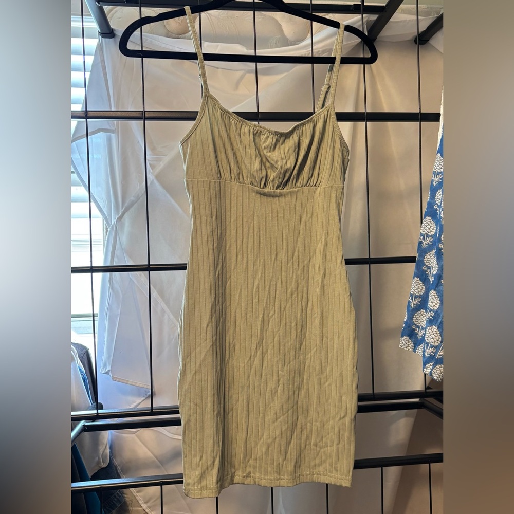 😍NWT Princess Polly “Georgia” Mini Dress Size 4